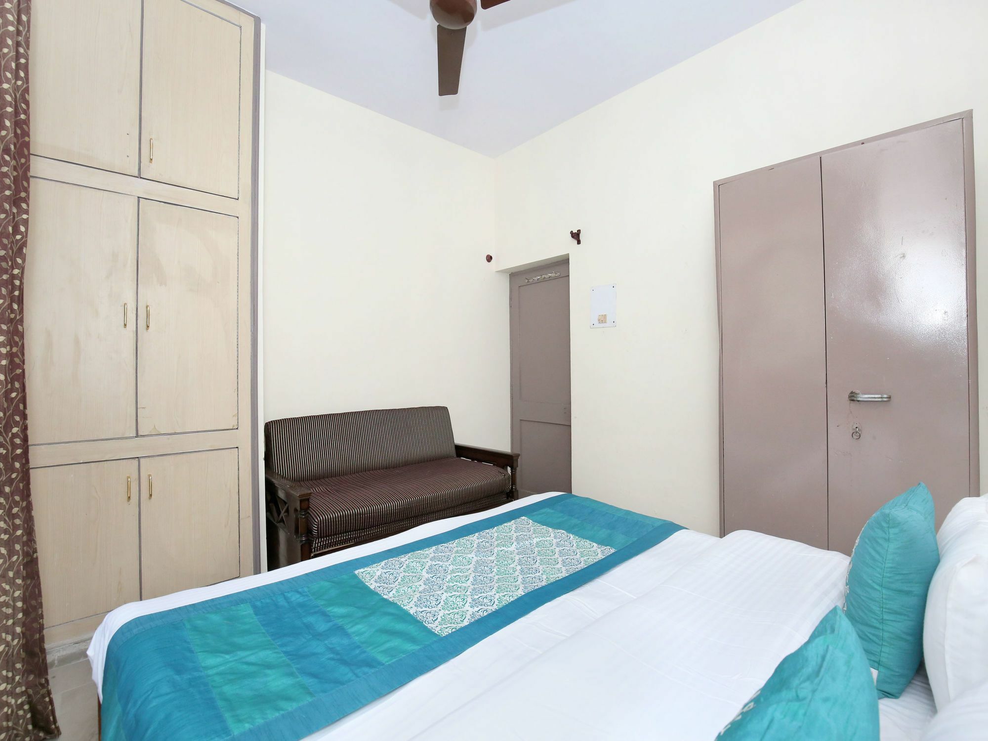 Elegant 3Bhk Abode In Shoghi, Shimla Apartman Kültér fotó